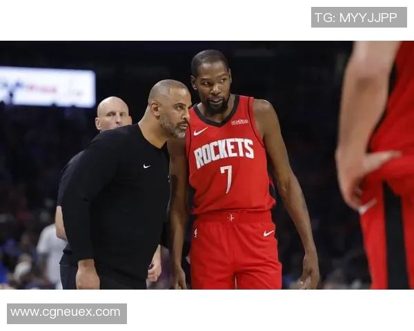 火箭打掘金那场,杜兰特和申京迸发一下,肯定能赢!现在整个联盟最大的黑马数便是火箭